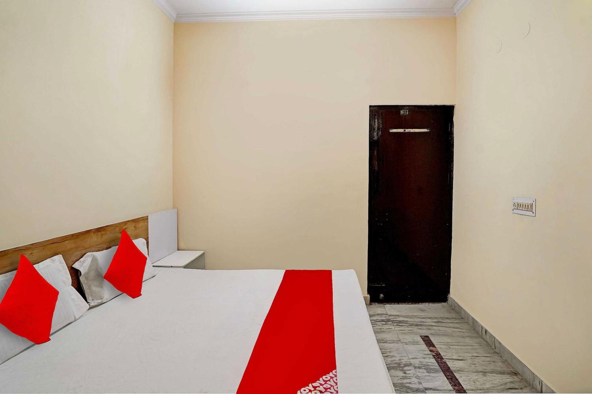 Hotel O 81617 The Pacific Hotel Ghaziabad Exterior photo
